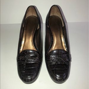 Ann Taylor Loft Pump